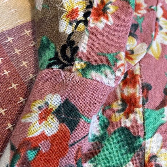 Callabie BoHo Floral Top Size XL - Picture 15 of 15